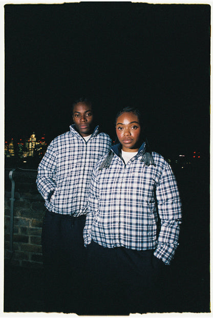 Reverse Plaid Puffer Jacket [Navy/Plaid White]