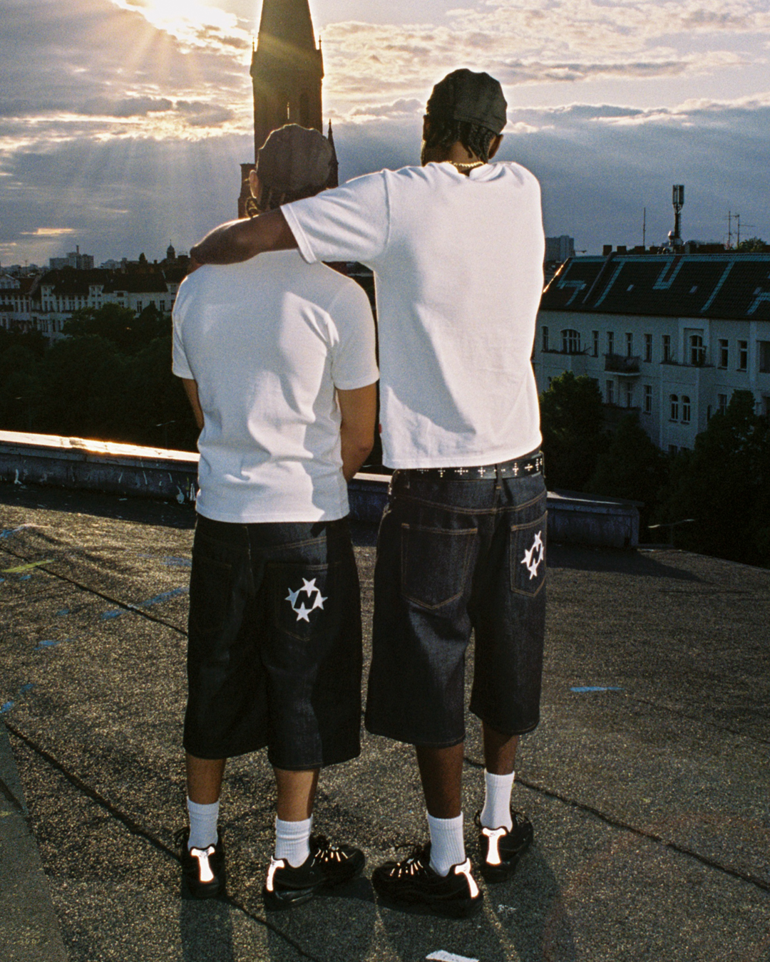 Slim Logo T-Shirt [White]