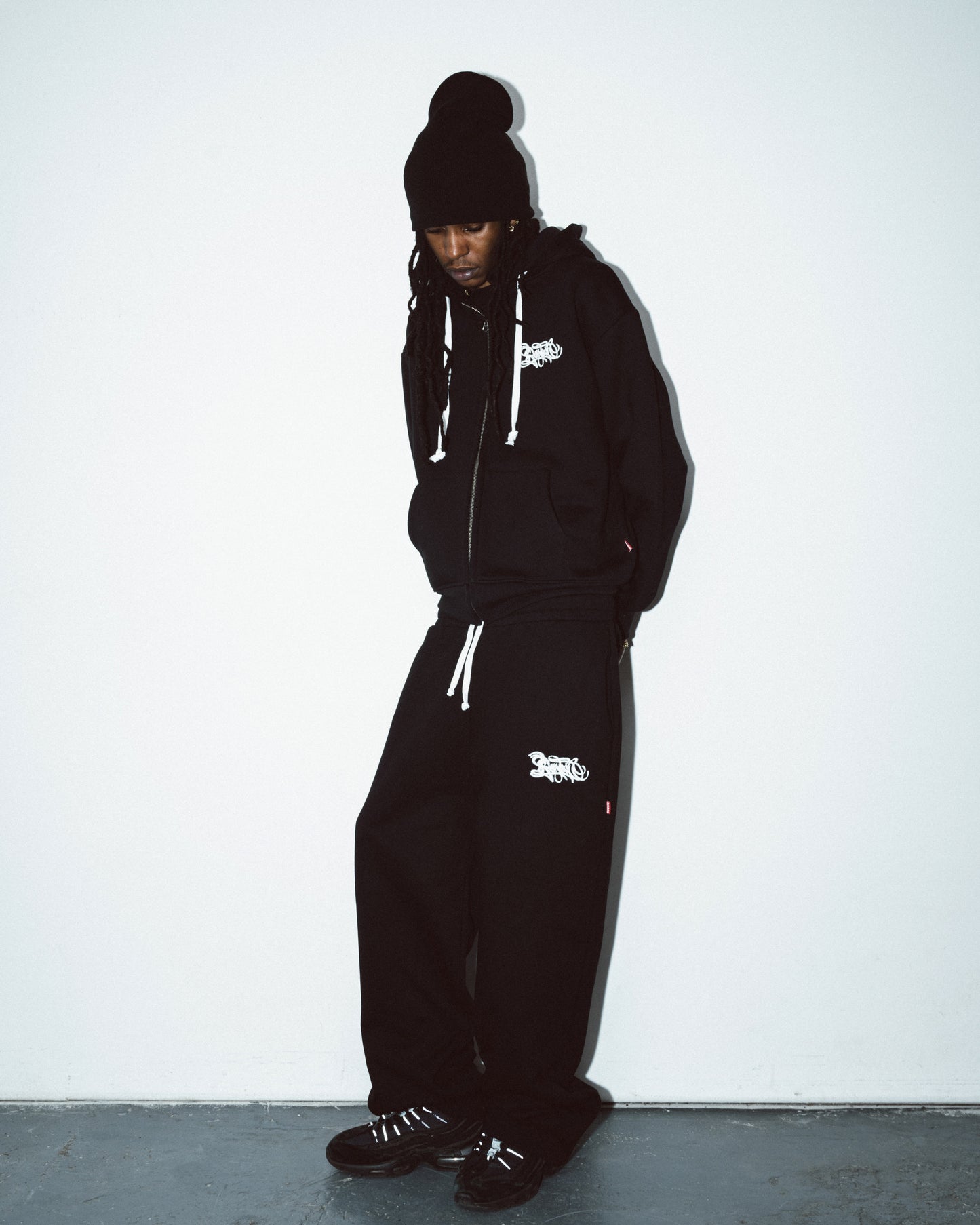 Kodak Zip Hoodie [Black]